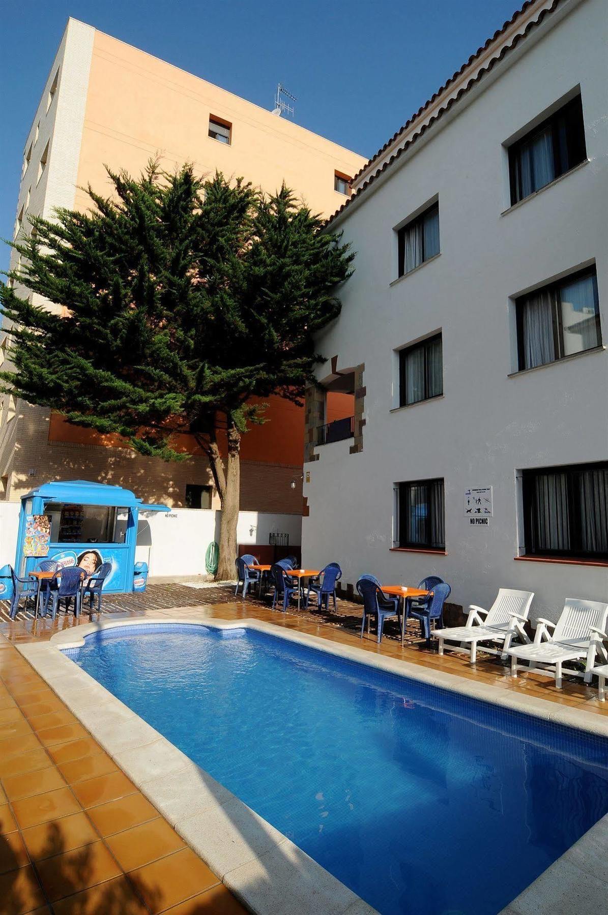 Apartamentos Ar Caribe Lloret de Mar Dış mekan fotoğraf